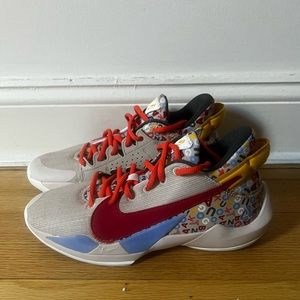 Nike basketball shoes. Youth 7.